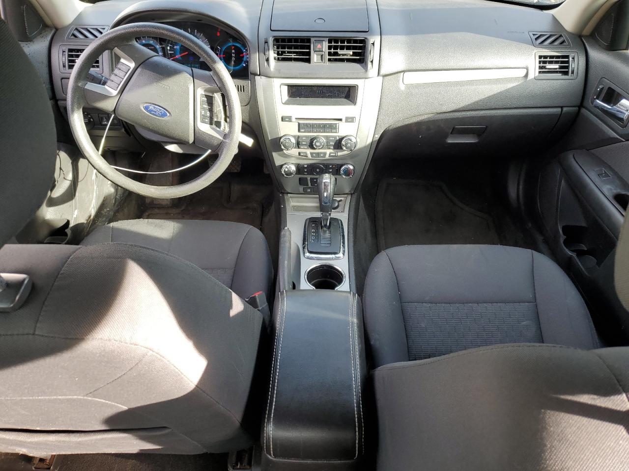 2012 FORD FUSION - Image 8