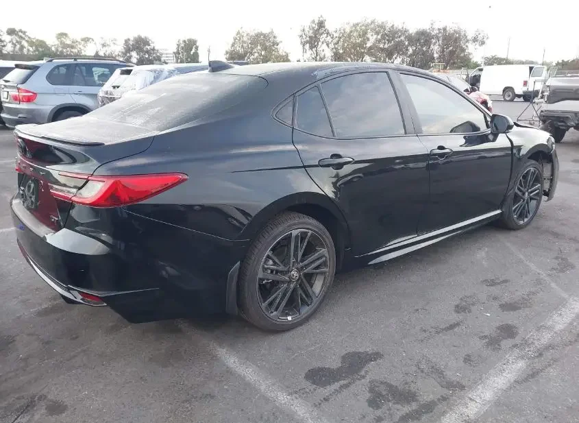 2025 Toyota CAMRY - Image 5