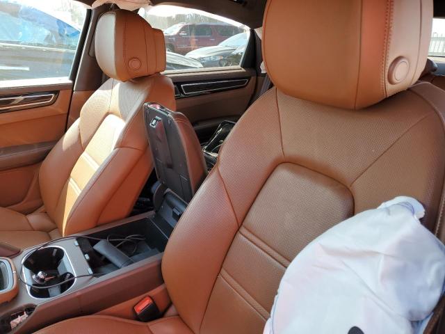 2022 Porsche CAYENNE 2022 - Image 10