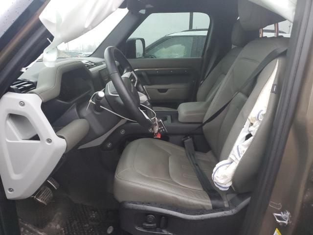 2022 Land Rover Defender - Image 7
