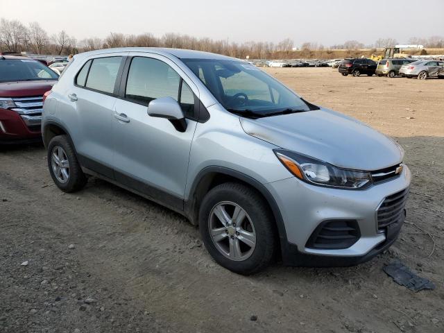 2017 Chevrolet TRAX - Image 4