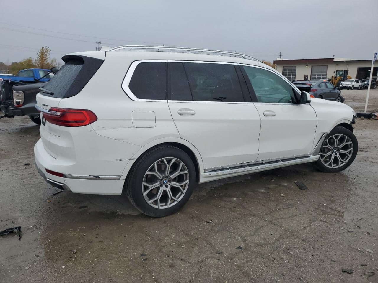2019 BMW X7 - Image 3