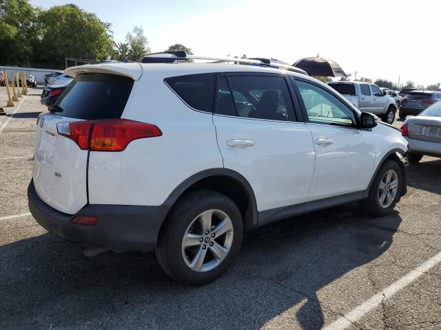 2015 Toyota RAV4 - Image 3