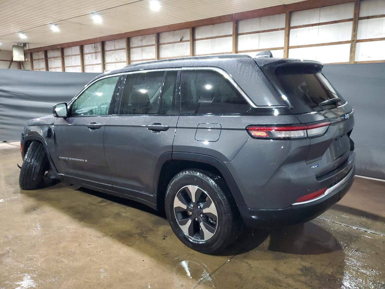 2024 JEEP GRAND CHER - Image 2