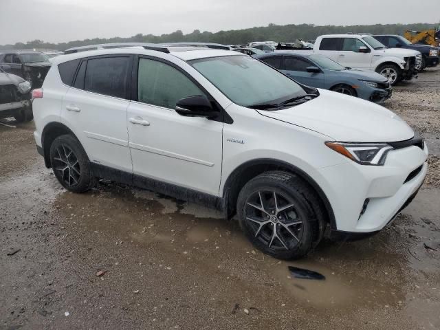 2018 Toyota RAV4 - Image 4