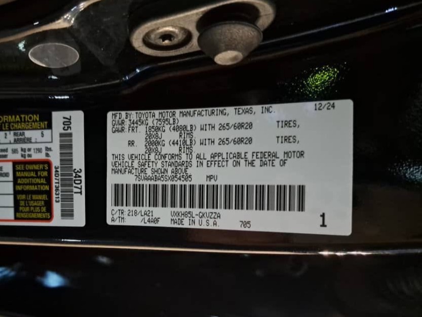 2025 Toyota Sequoia - Image 9