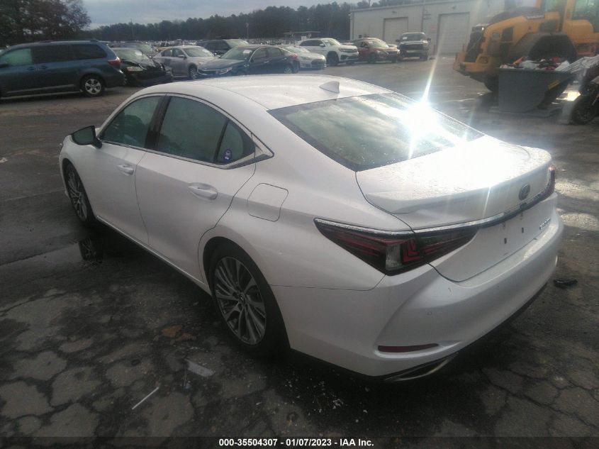 2020 Lexus ES350 - Image 4