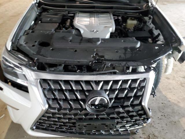 2022 Lexus GX - Image 12