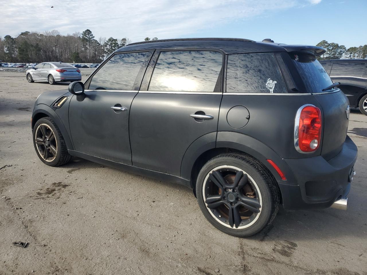 2011 Mini Cooper - Image 2