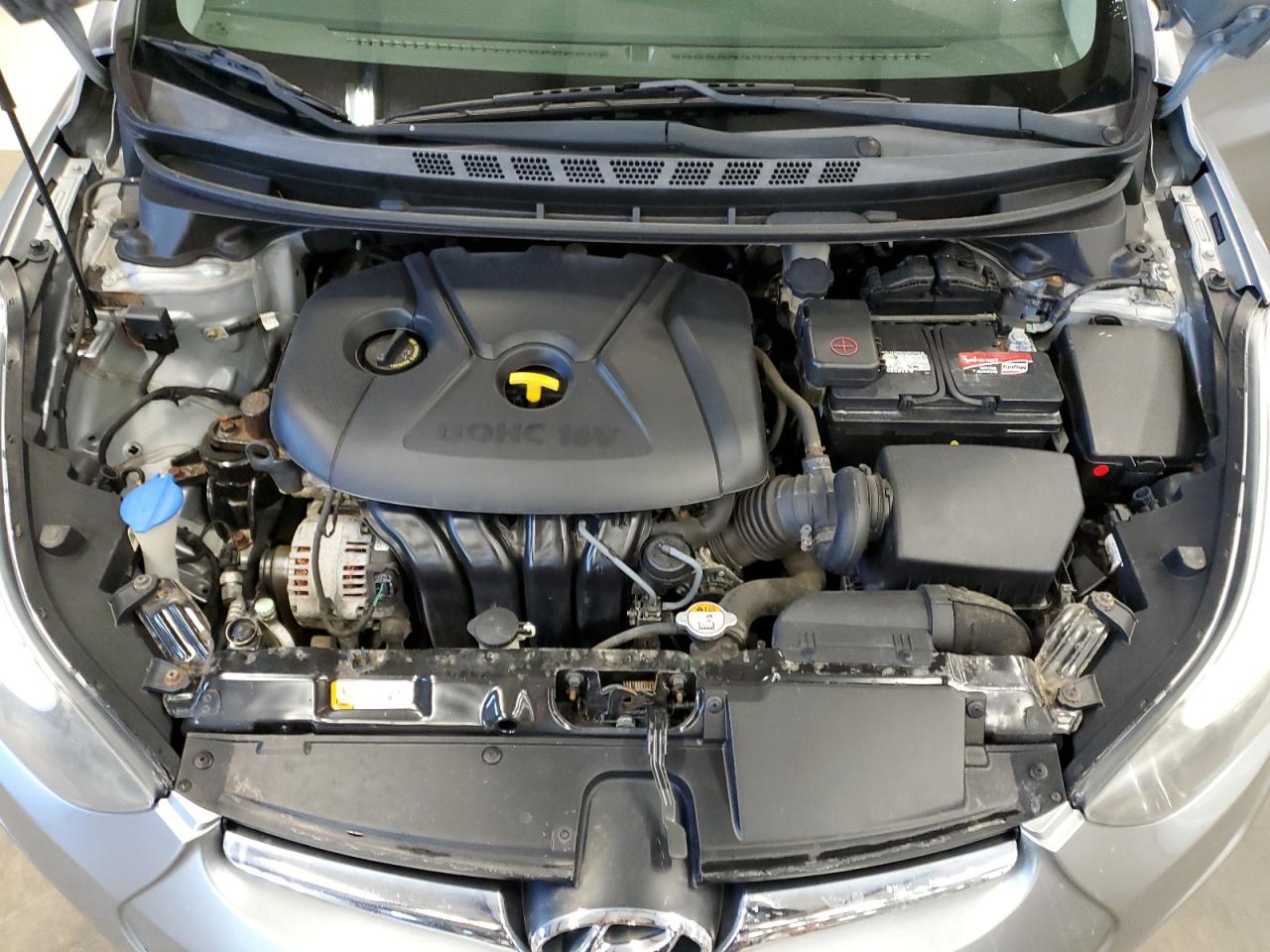 2015 Hyundai Elantra - Image 11