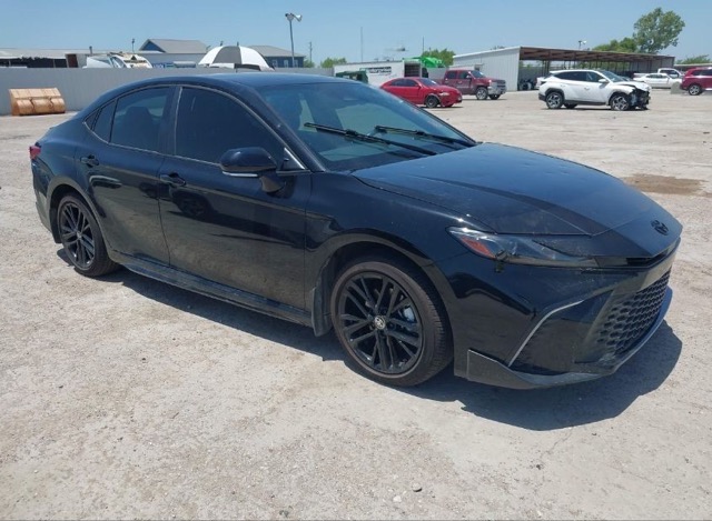 2025 Toyota CAMRY - Image 2