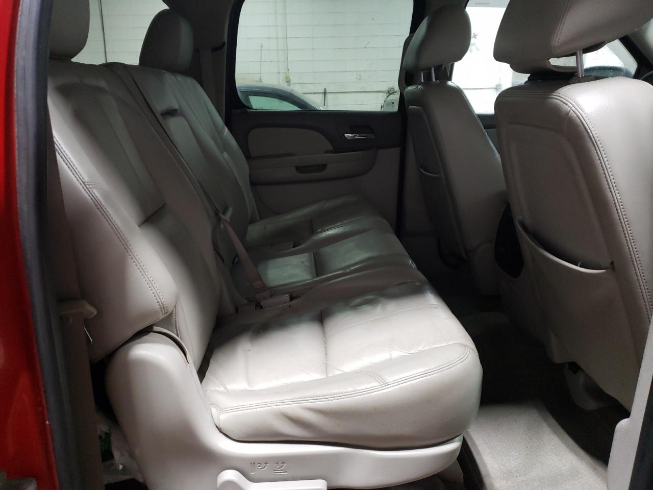 2011 GMC Yukon - Image 11