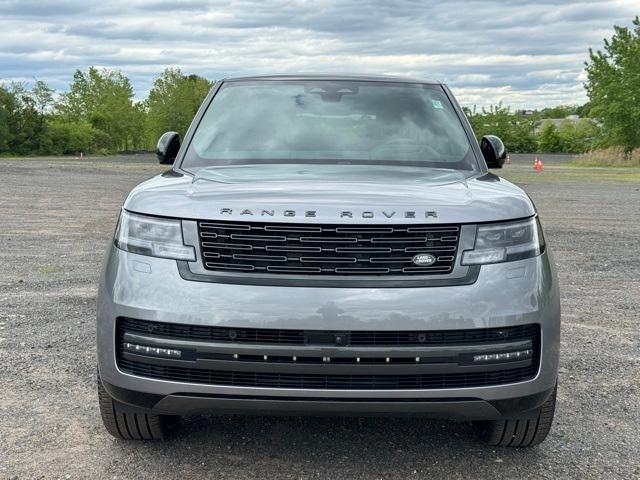 2024 Land Rover Range Rover - Image 6