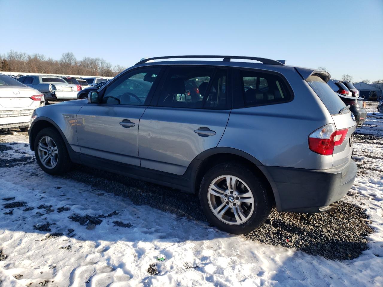 2005 BMW X3 - Image 2