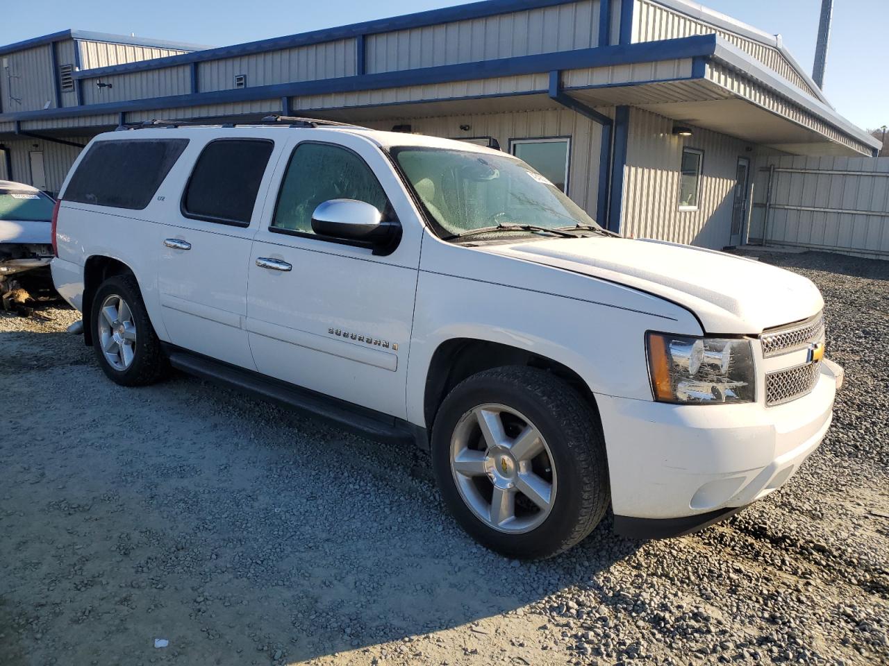 2007 Chevrolet Suburban - Image 4