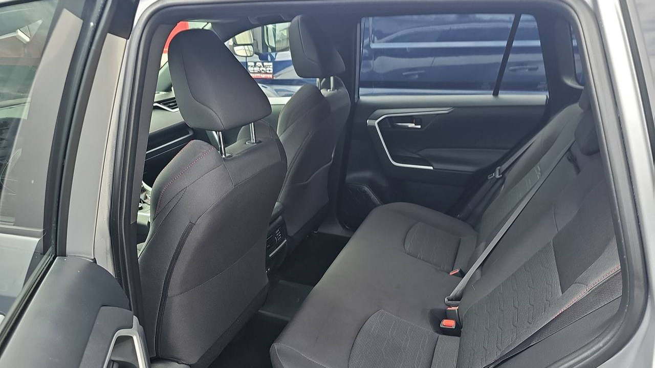 2024 Toyota Rav4 Hybrid - Image 7