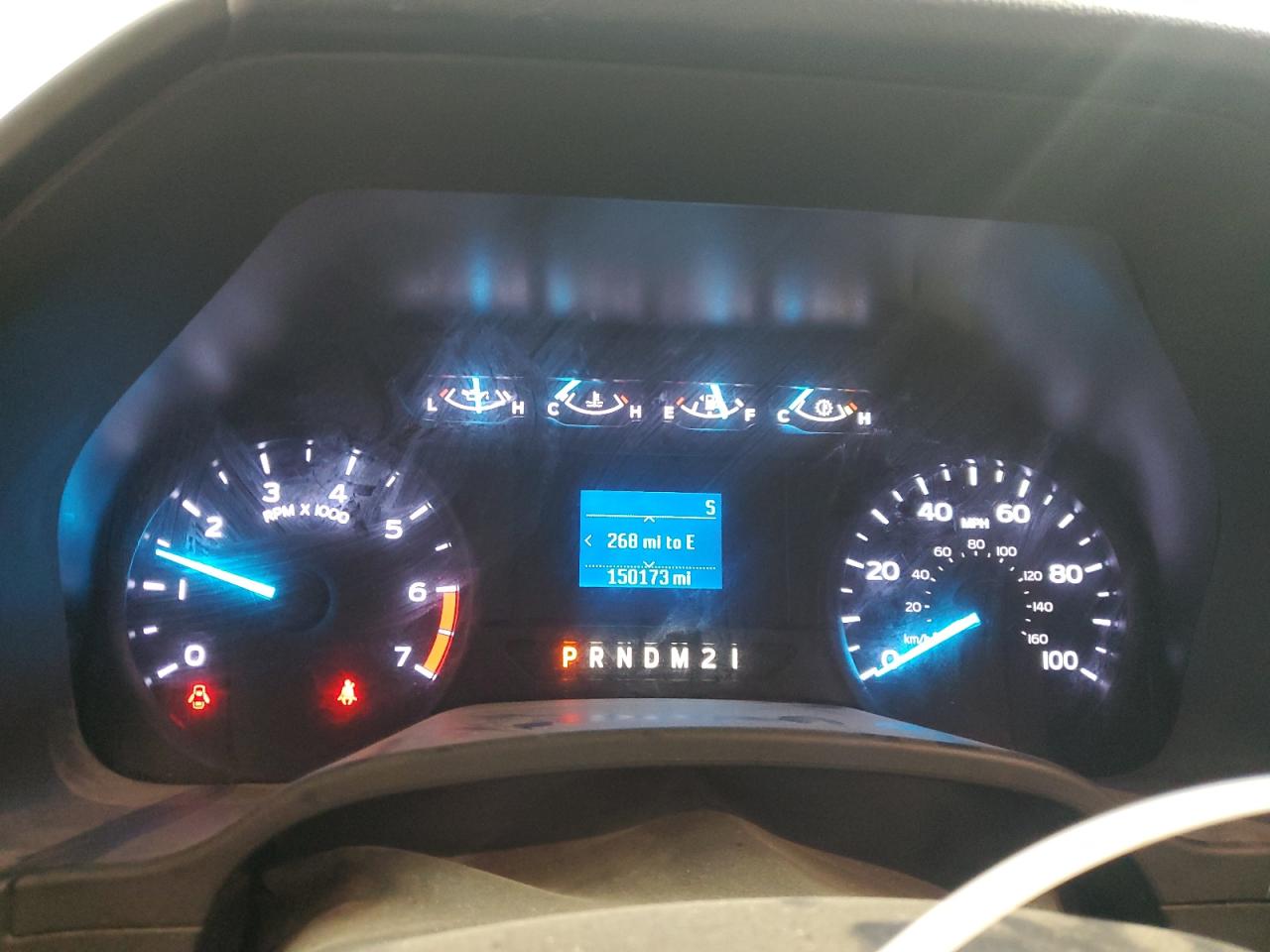 2019 FORD F250 WHITE - Image 9