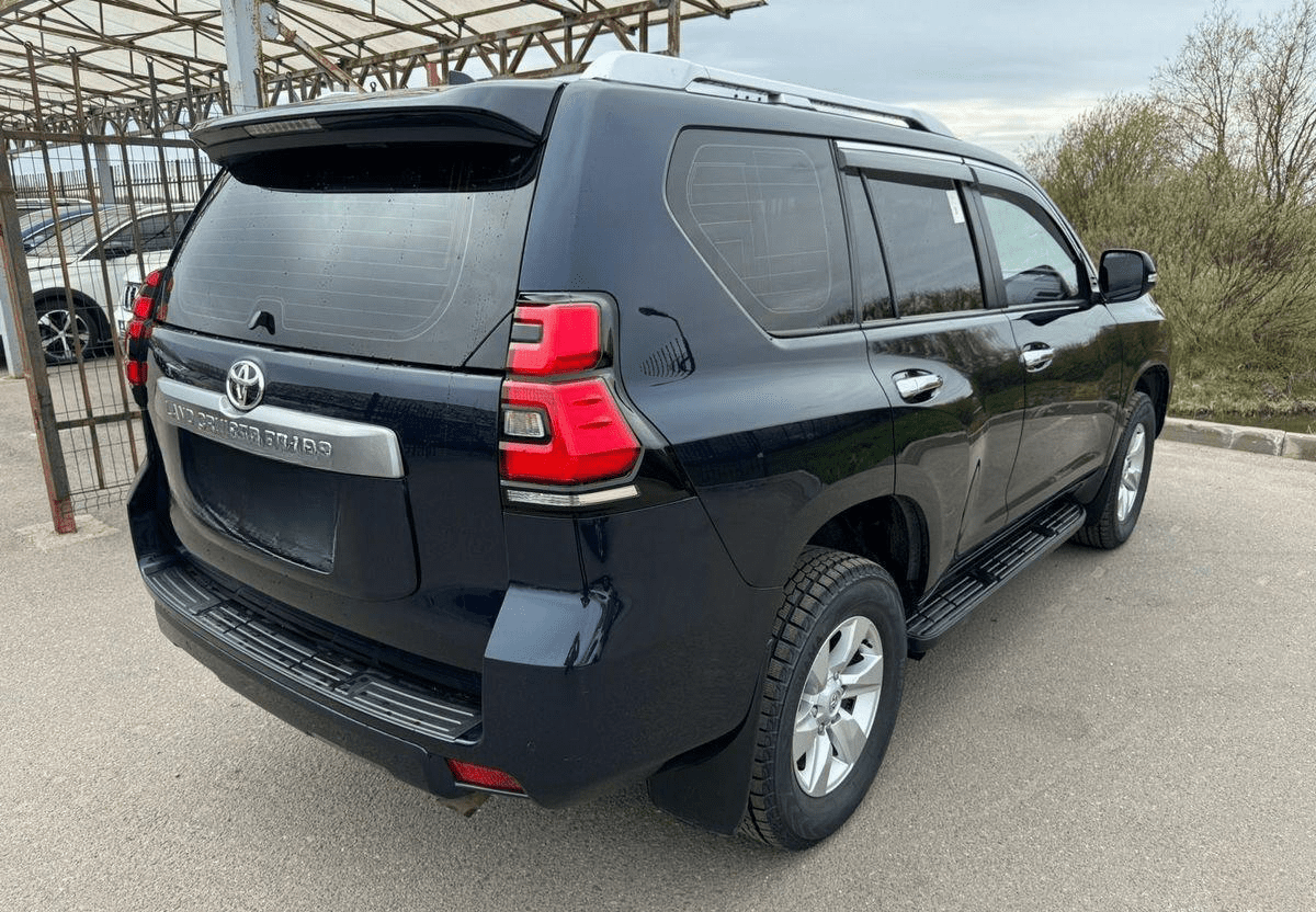 2021 Toyota Land Cruiser Prado - Image 5