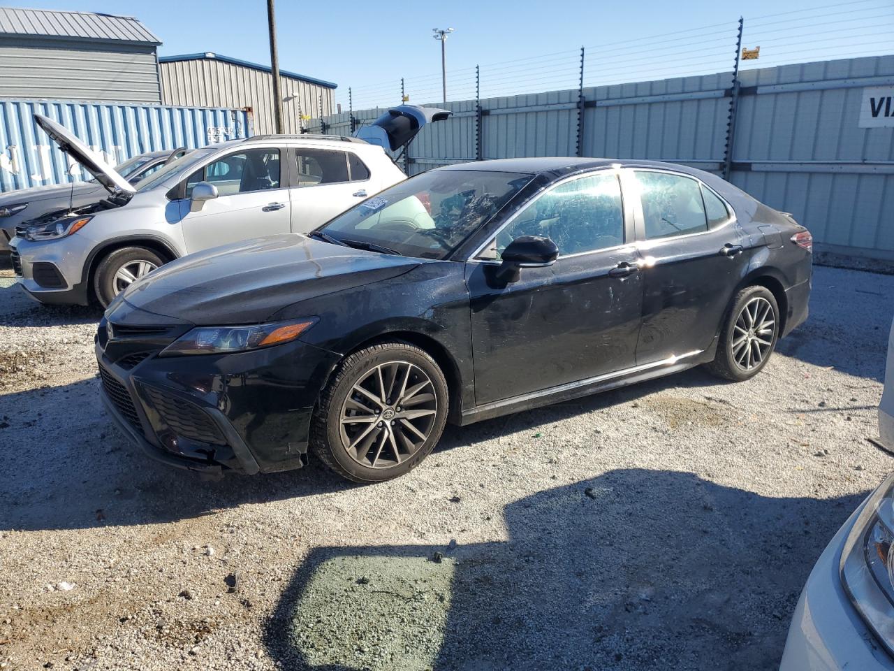 TOYOTA CAMRY BLACK