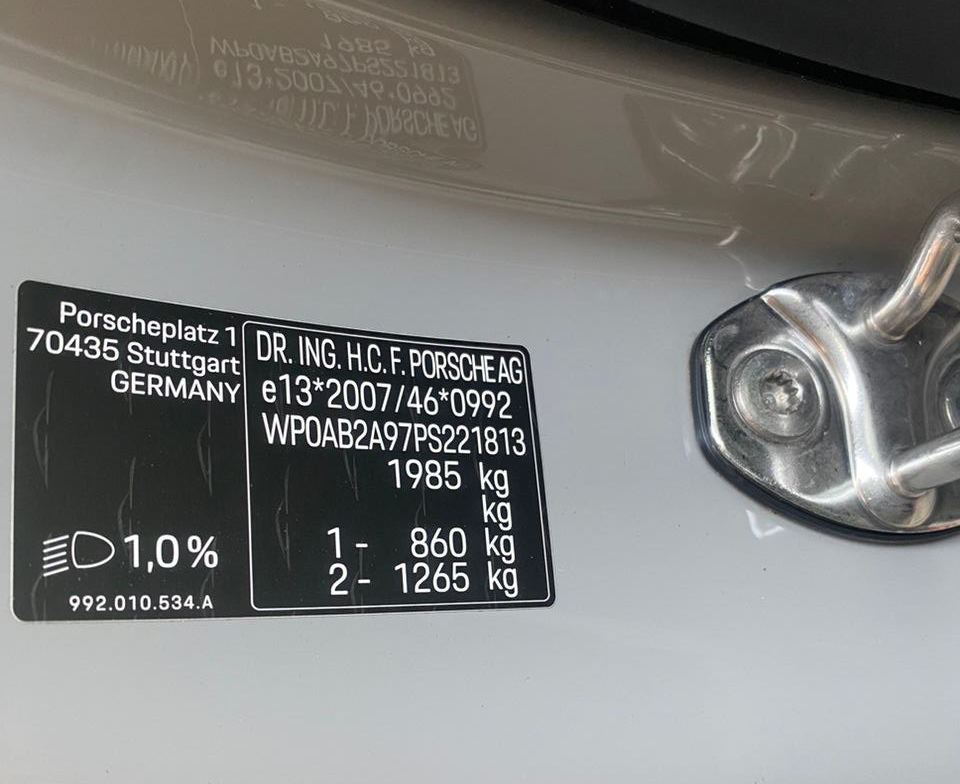2023 Porsche 911 Carrera GTS - Image 10