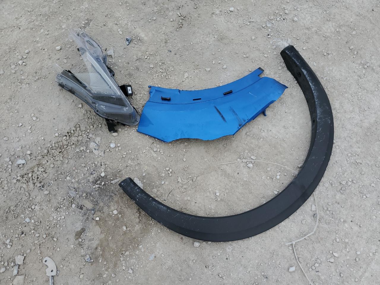 2024 NISSAN KICKS BLUE - Image 13