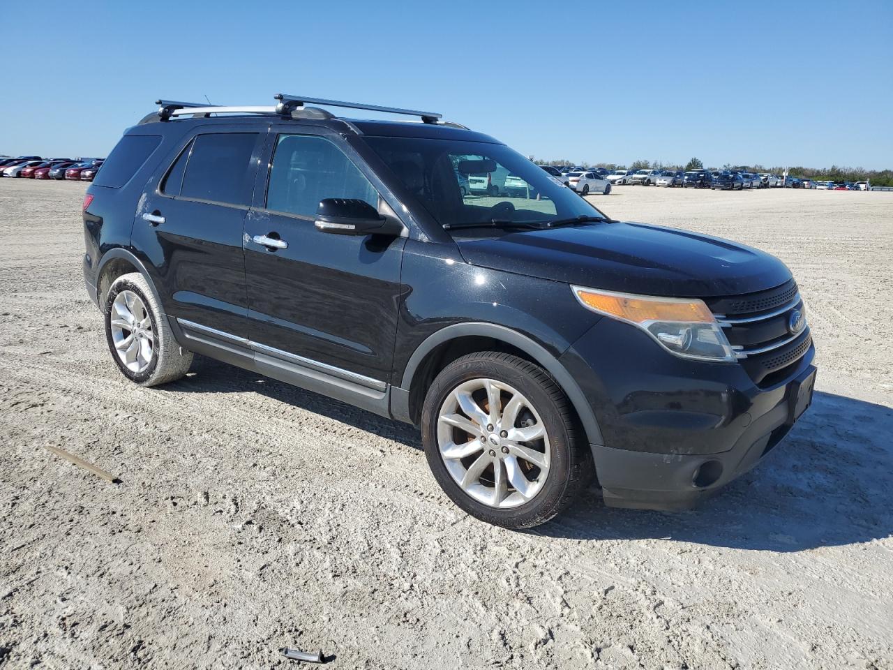 2015 Ford Explorer - Image 4