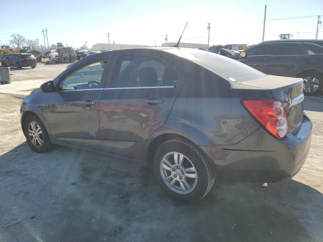 2013 CHEVROLET SONIC - Image 2