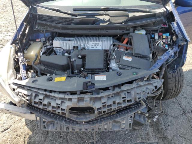 2015 Toyota PRIUS - Image 11