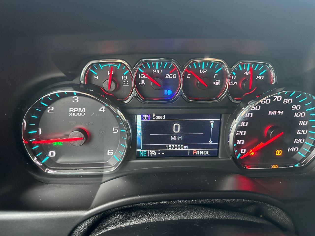 2017 GMC YUKON - Image 8