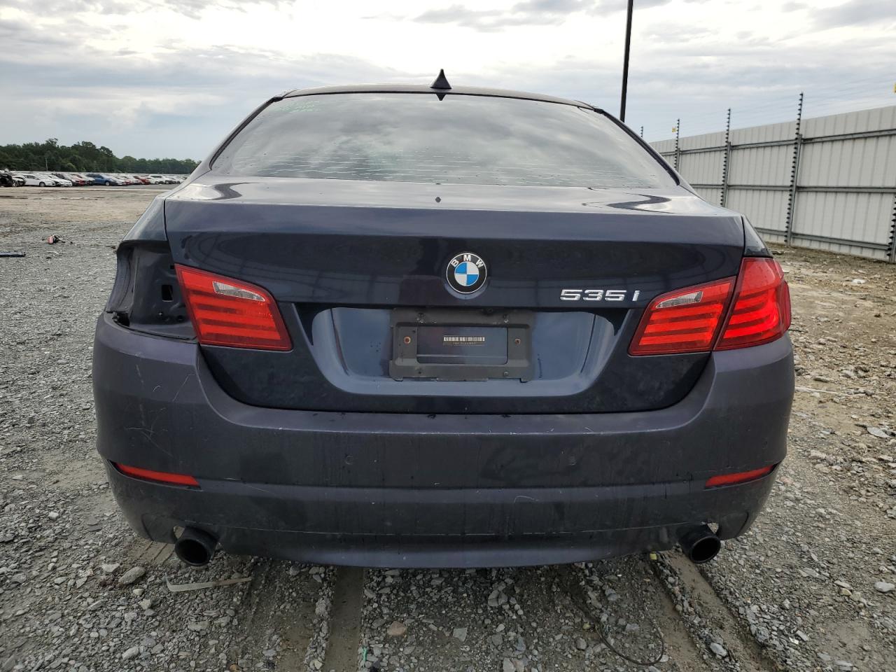 2011 BMW 5 Series - Image 6