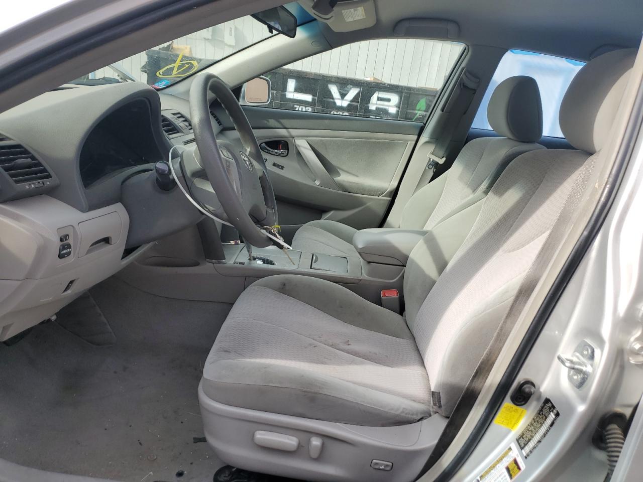 2011 Toyota Camry - Image 7