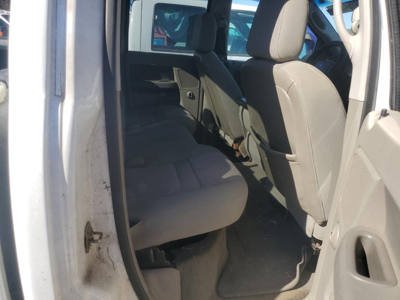 2006 DODGE RAM 3500 - Image 10