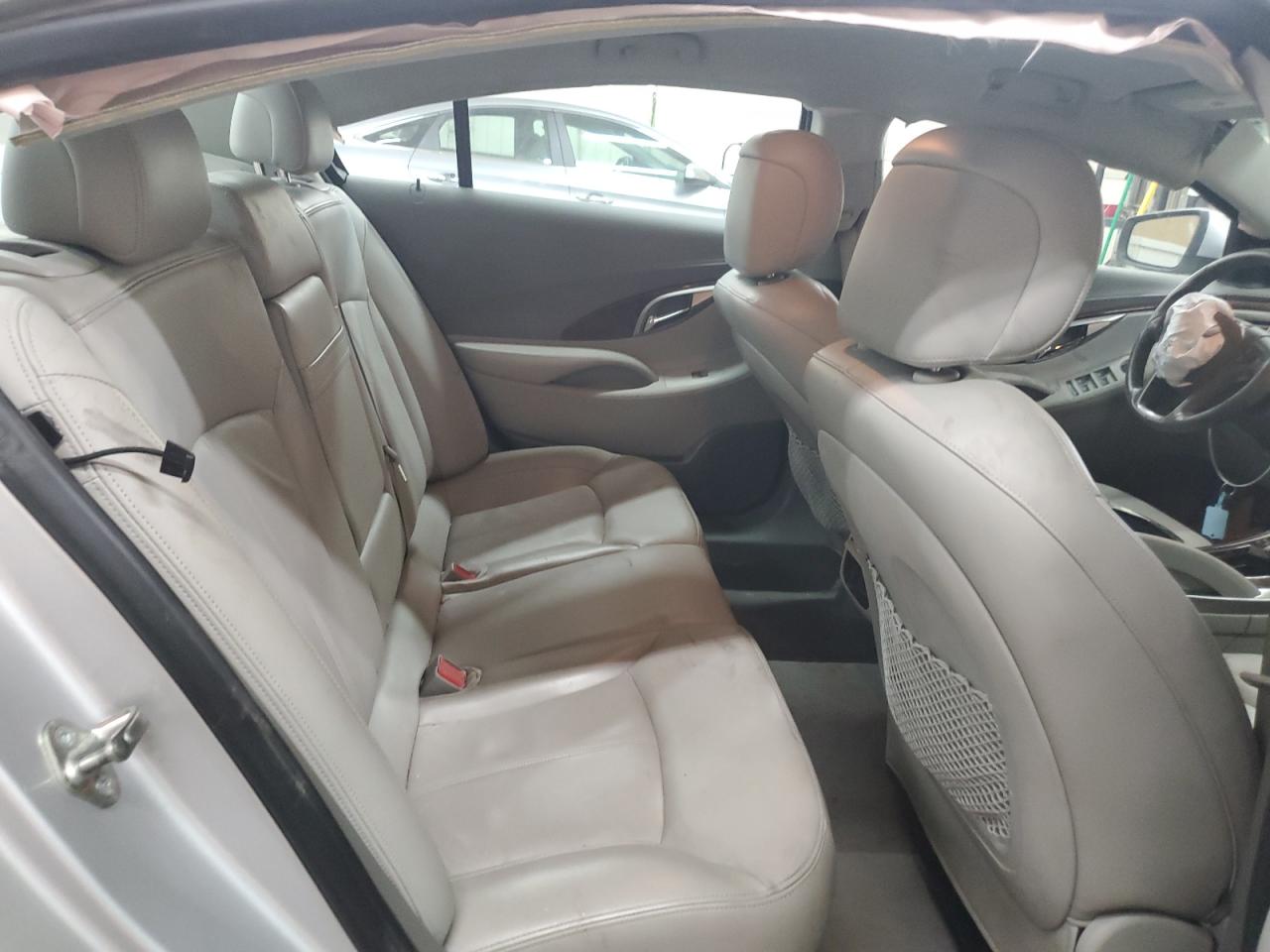 2010 BUICK LACROSSE - Image 10