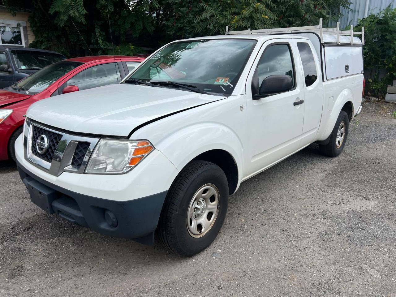 2016 NISSAN FRONTIER - Image 2