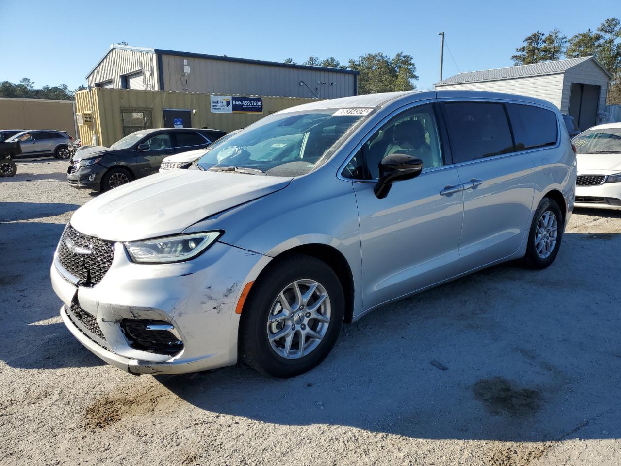 CHRYSLER PACIFICA