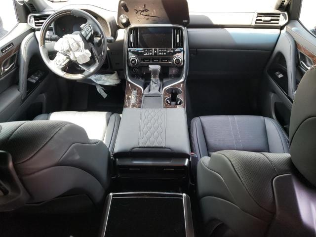 2024 Lexus LX600 - Image 8