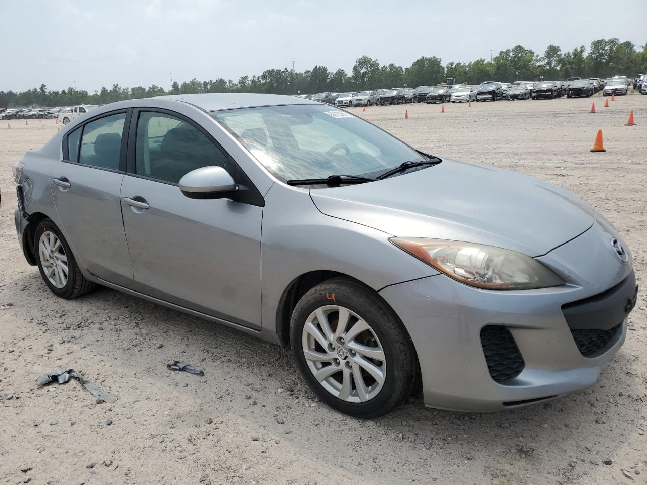 2012 MAZDA 3 SILVER - Image 4