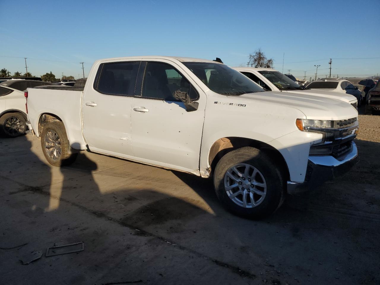 2022 CHEVROLET ALL Models WHITE - Image 4