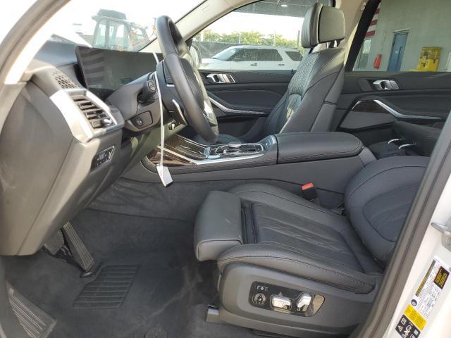 2023 BMW X7 - Image 5