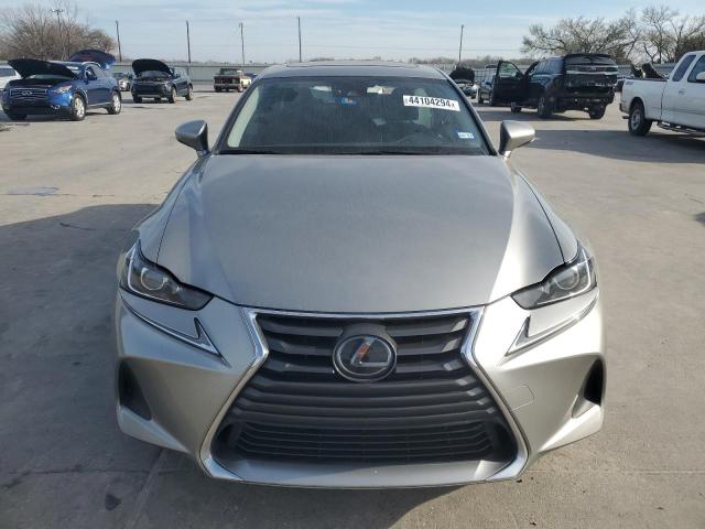 2020 Lexus IS - Image 5