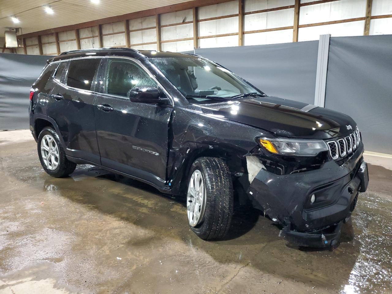 2024 Jeep Compass - Image 4