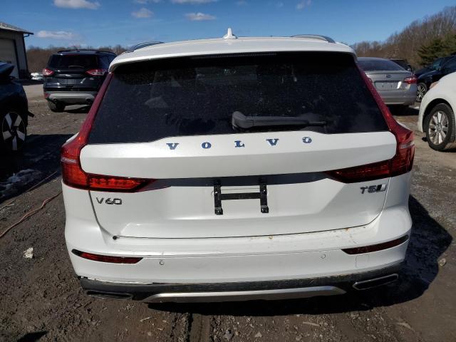2021 Volvo V60 - Image 6