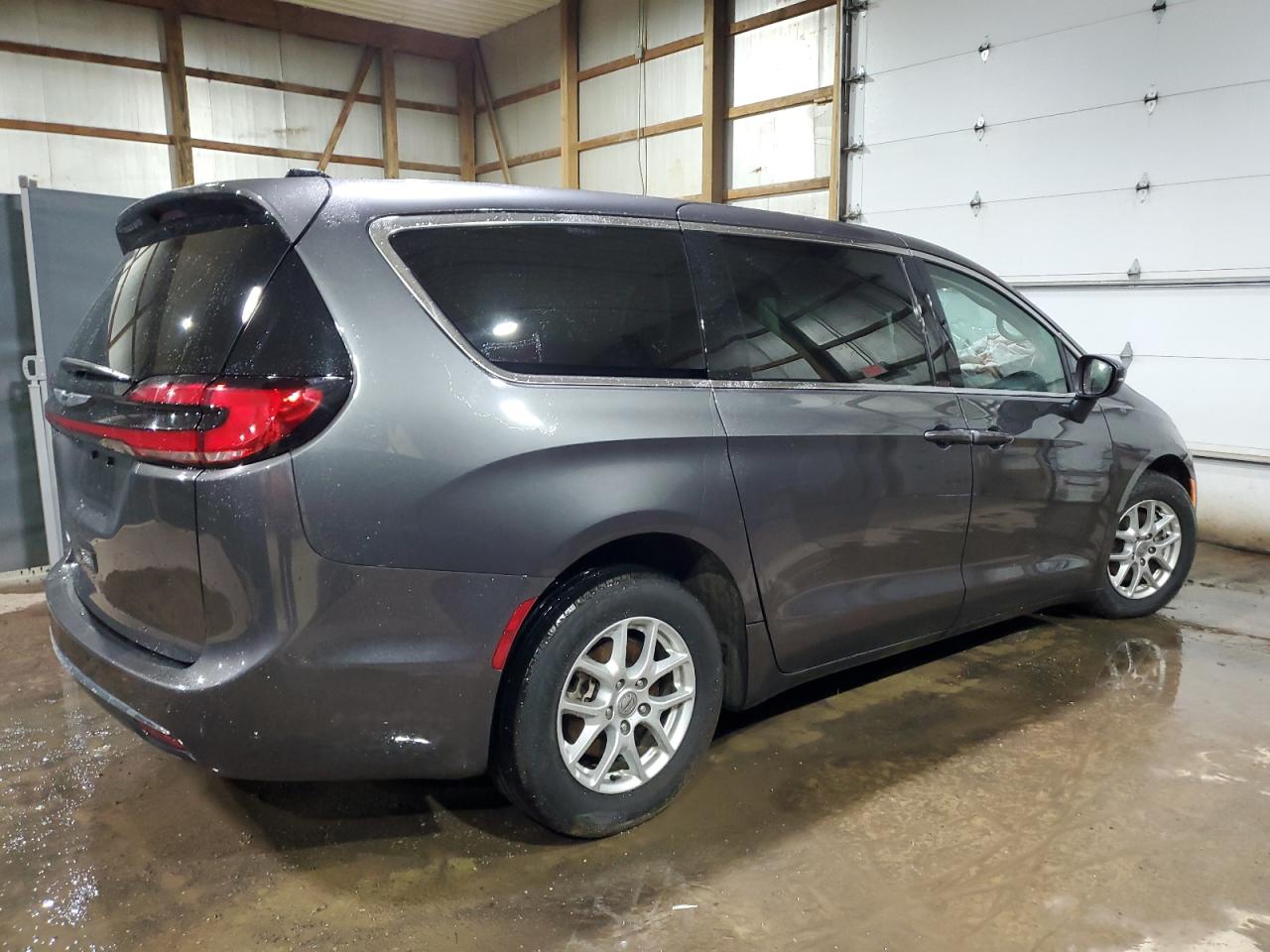 2023 CHRYSLER PACIFICA - Image 3
