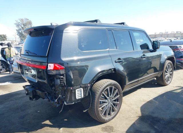 2024 Lexus GX550 - Image 5