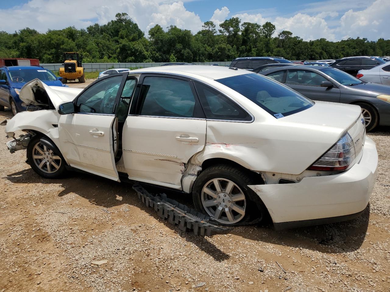 2009 FORD TAURUS SEL WHITE - Image 2