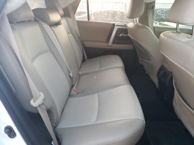 2016 Toyota 4RUNNER - Image 10