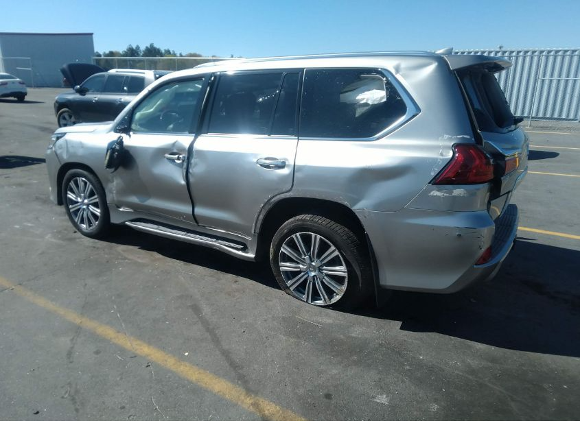 2016 Lexus LX570 - Image 7