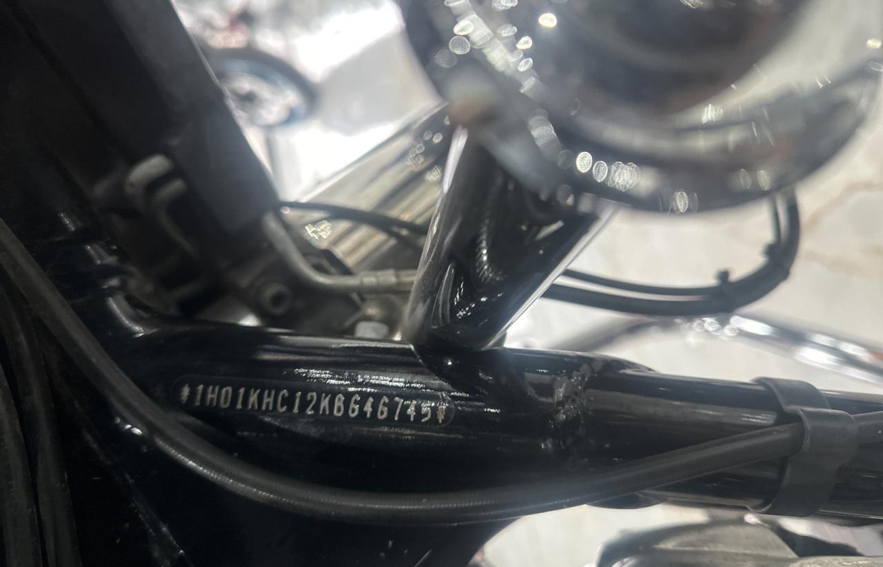 2019 HARLEY-DAVIDSON FL BLACK - Image 10