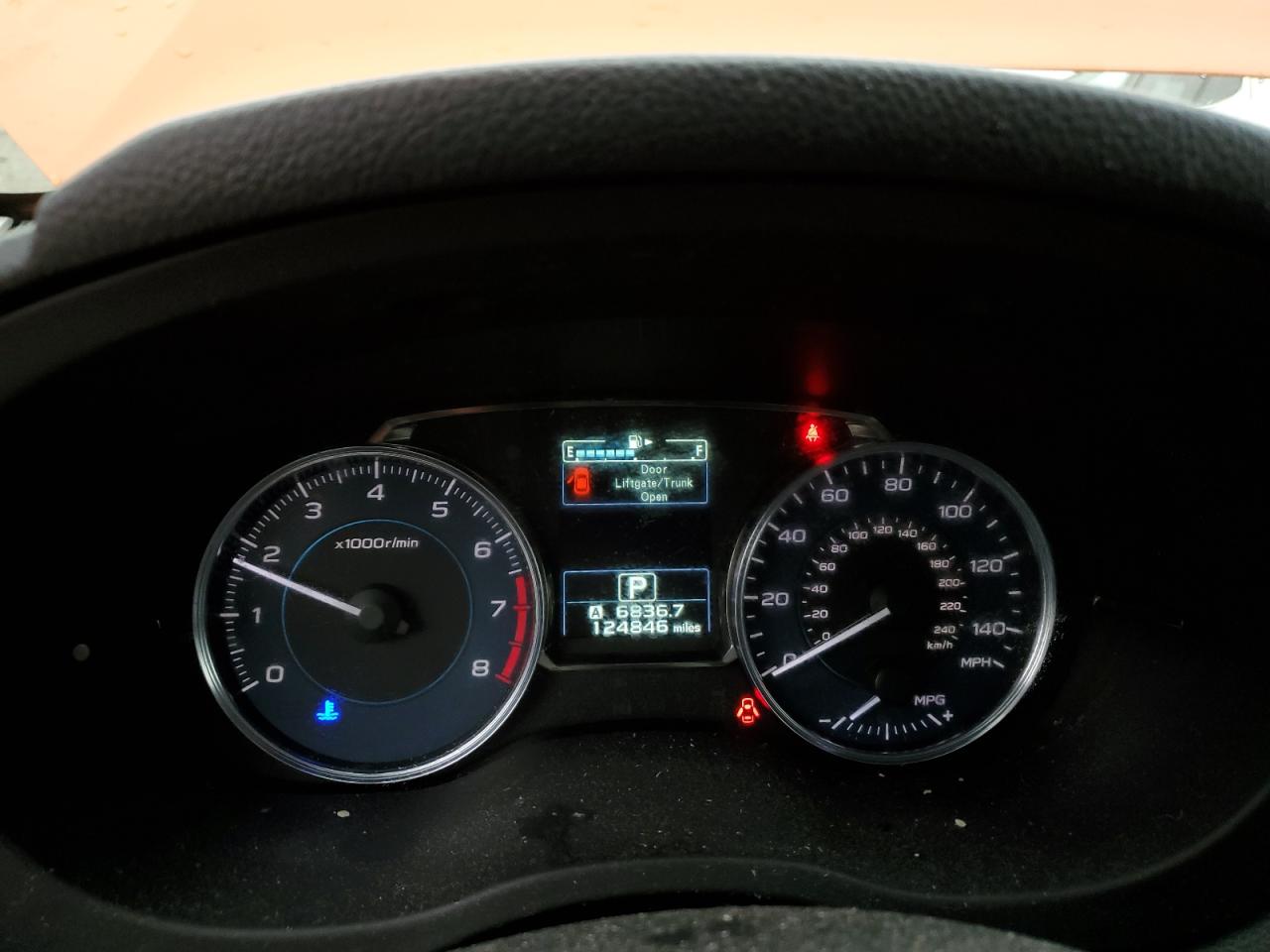 2015 SUBARU XV ORANGE - Image 9