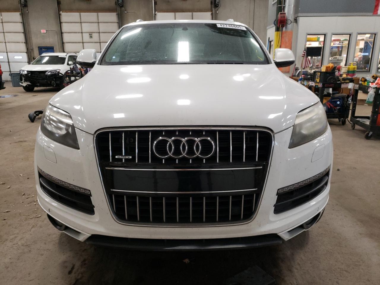 2012 AUDI Q7 - Image 5